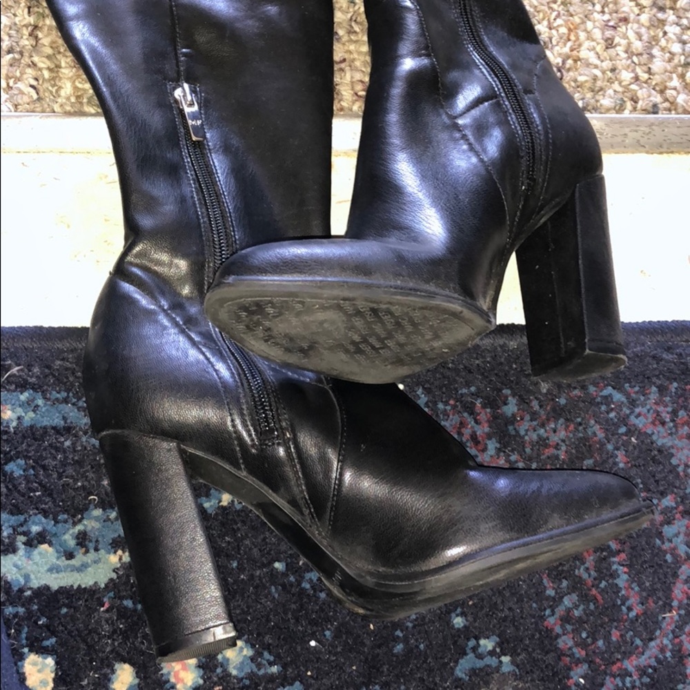 Leather boots